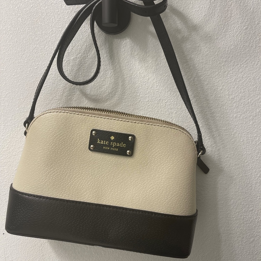 Small Kate Spade - Spencer Crossbody